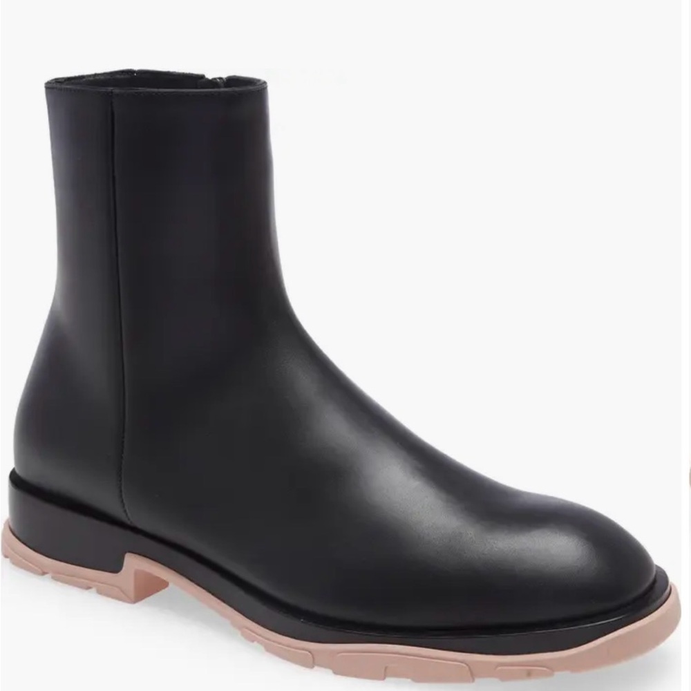 Alexander McQueen Tread Slick Lite leather Boot (Men) Sz 41